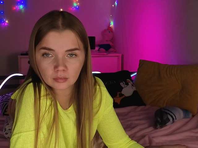 Trusty-dottie's BongaCams show and profile