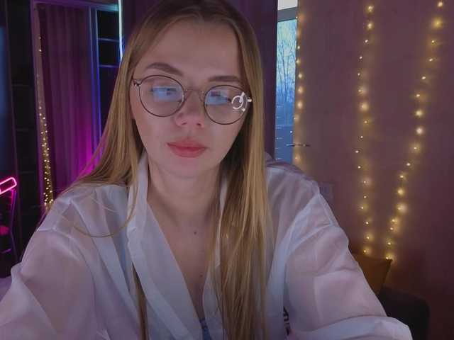 Trusty-dottie's BongaCams show and profile