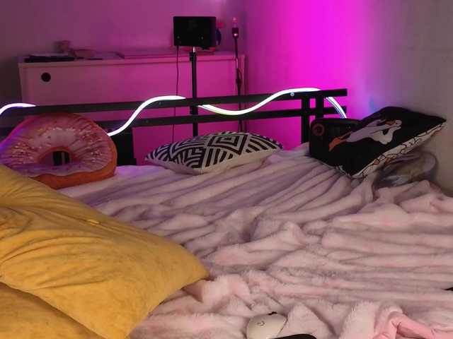 Trusty-dottie's BongaCams show and profile