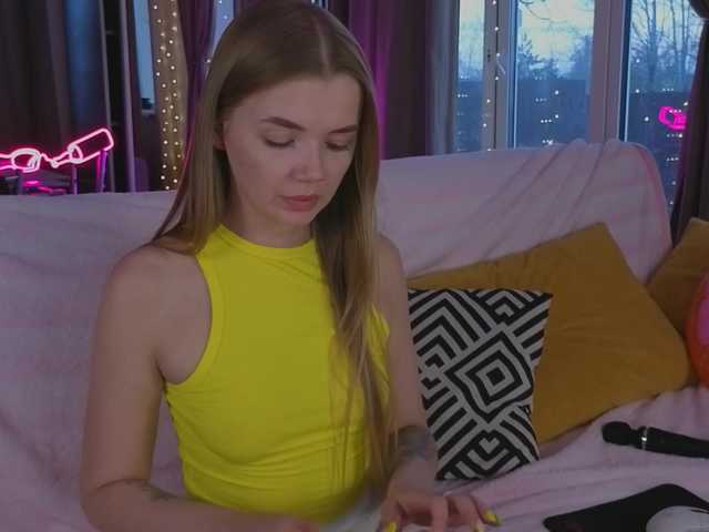 Trusty-dottie's BongaCams show and profile