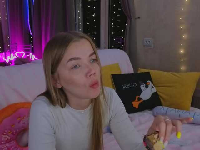 Trusty-dottie's BongaCams show and profile