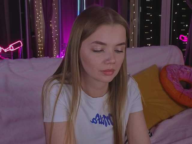 Trusty-dottie's BongaCams show and profile