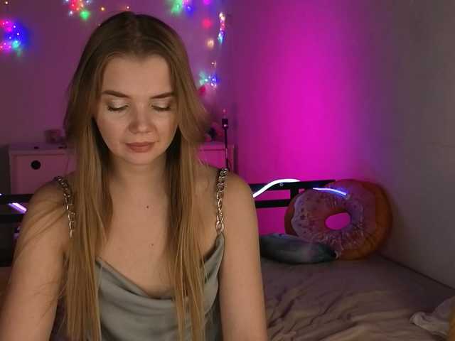 Trusty-dottie's BongaCams show and profile