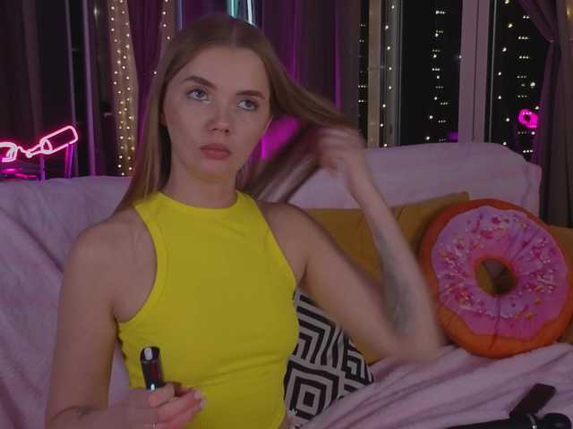 Trusty-dottie's BongaCams show and profile