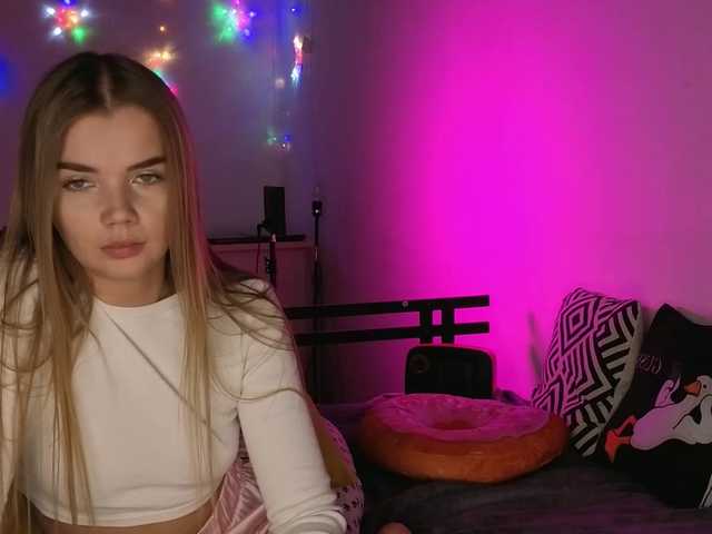 Trusty-dottie's BongaCams show and profile