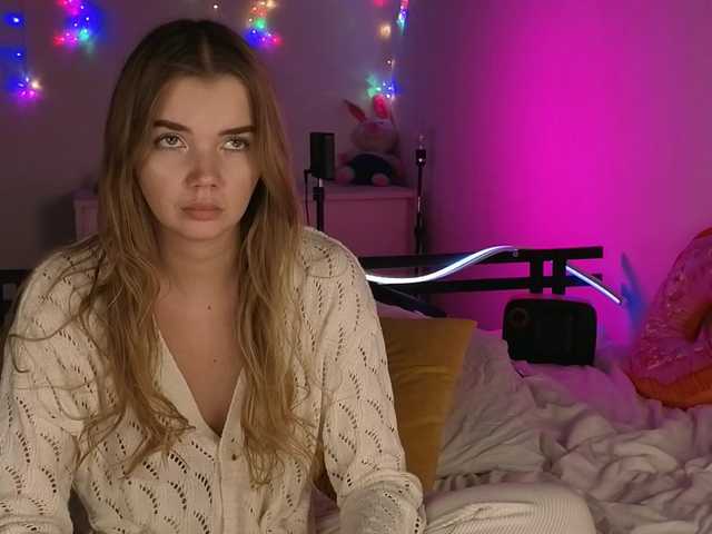 Trusty-dottie's BongaCams show and profile