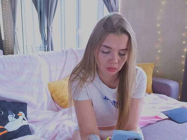 Trusty-dottie's BongaCams show and profile