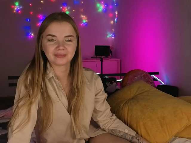 Trusty-dottie's BongaCams show and profile