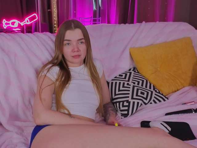 Trusty-dottie's BongaCams show and profile