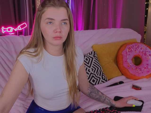 Trusty-dottie's BongaCams show and profile