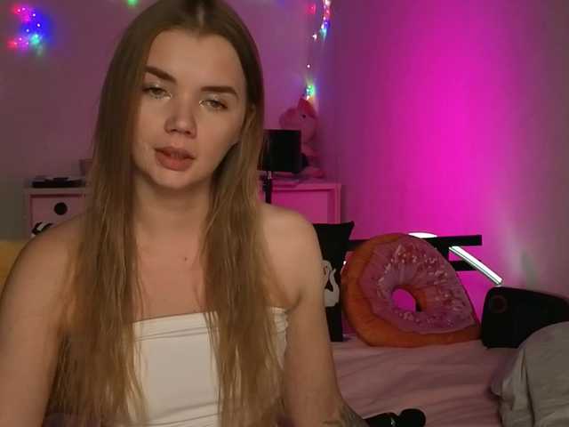 Trusty-dottie's BongaCams show and profile