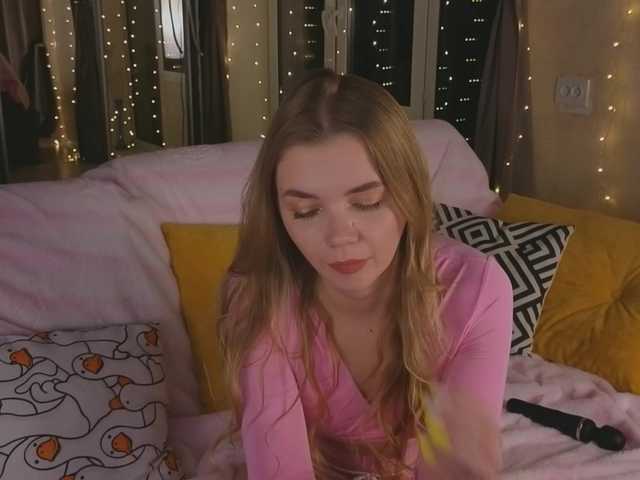 Trusty-dottie live cam profile