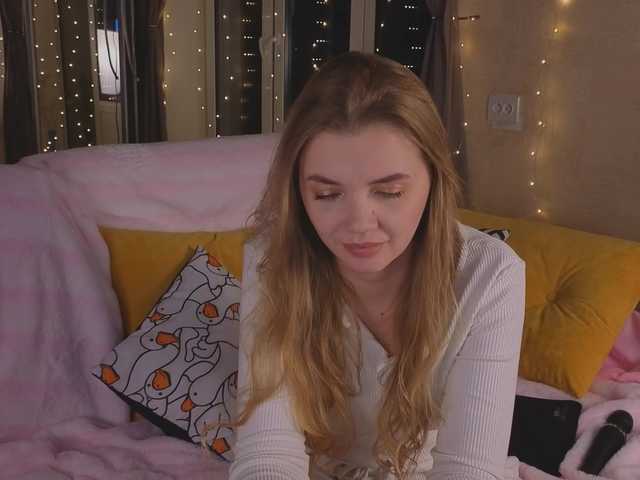 Trusty-dottie's BongaCams show and profile