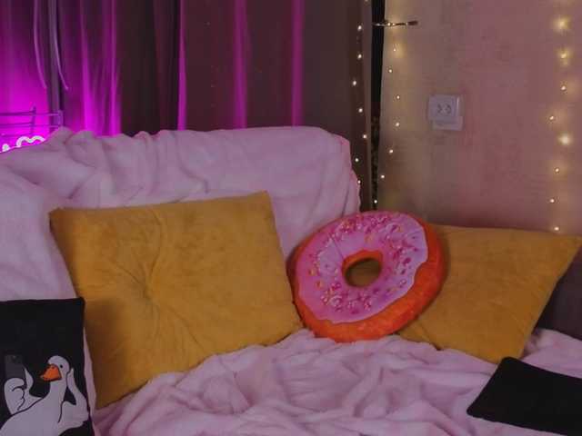 Trusty-dottie's BongaCams show and profile