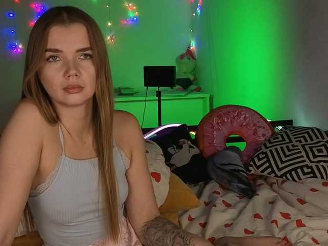 Trusty-dottie's BongaCams show and profile