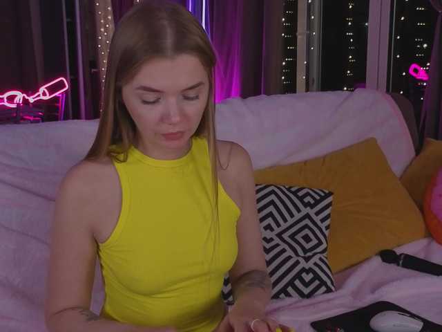 Trusty-dottie's BongaCams show and profile