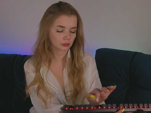 Trusty-dottie's BongaCams show and profile