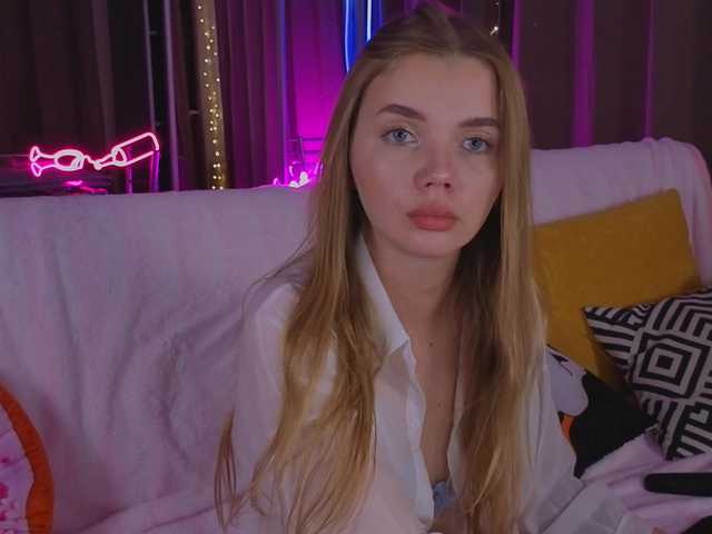 Trusty-dottie's BongaCams show and profile