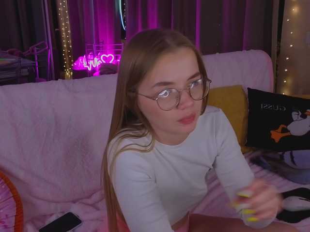 Trusty-dottie's BongaCams show and profile