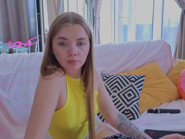 Trusty-dottie's BongaCams show and profile