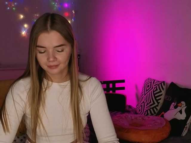 Trusty-dottie's BongaCams show and profile