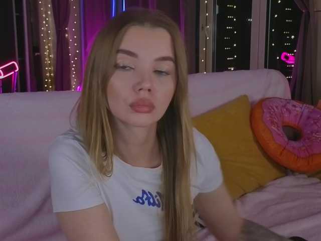 Trusty-dottie's BongaCams show and profile