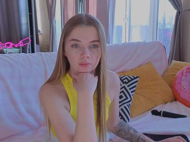 Trusty-dottie's BongaCams show and profile