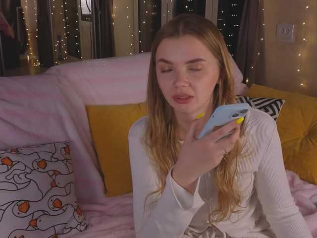 Trusty-dottie's BongaCams show and profile