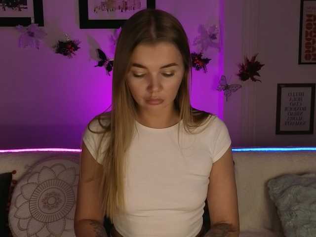 CarrieBradshaww webcam