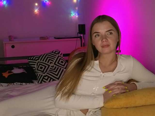 Trusty-dottie's BongaCams show and profile