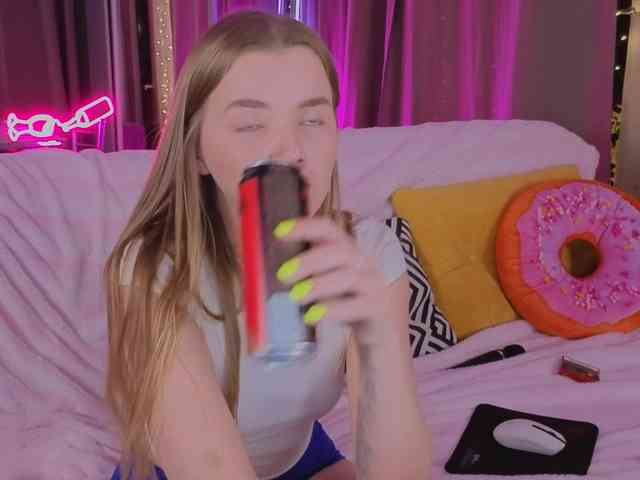 Trusty-dottie Live Webcam on BongaCams