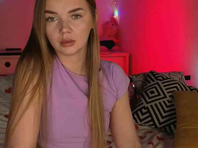 CarrieBradshaww webcam