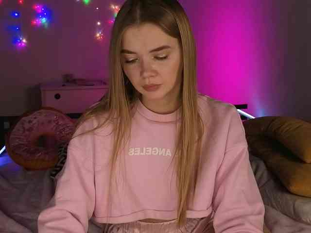 CarrieBradshaww webcam