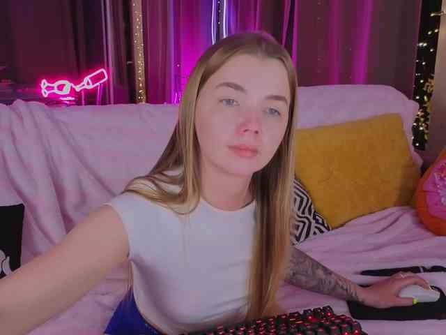 CarrieBradshaww webcam