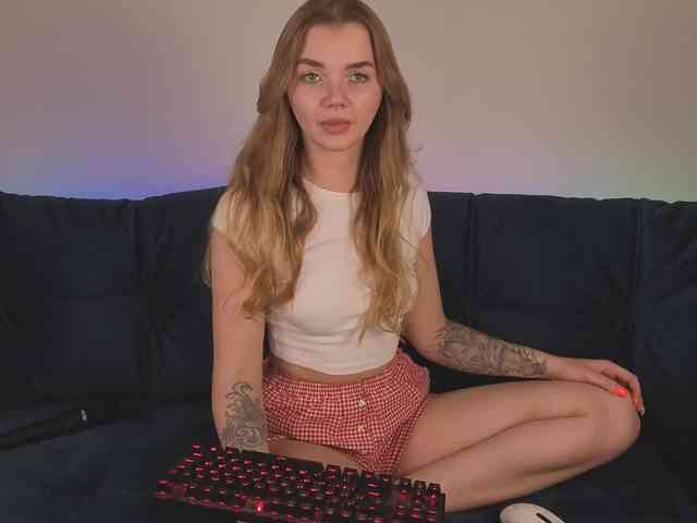 CarrieBradshaww webcam