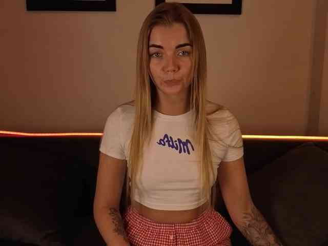 CarrieBradshaww webcam