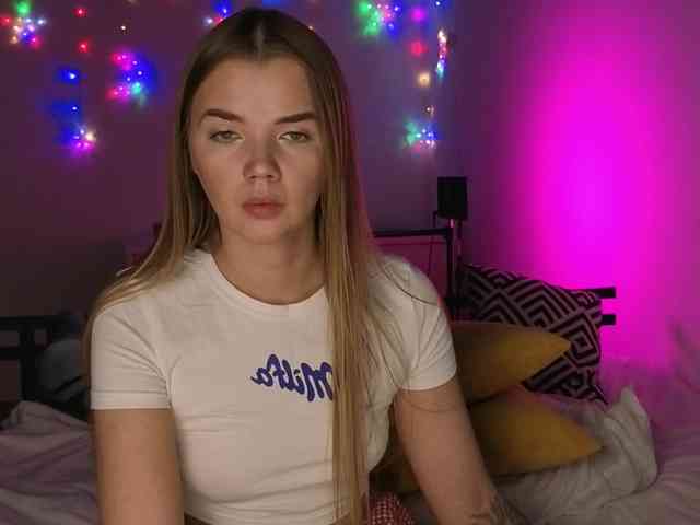 CarrieBradshaww webcam