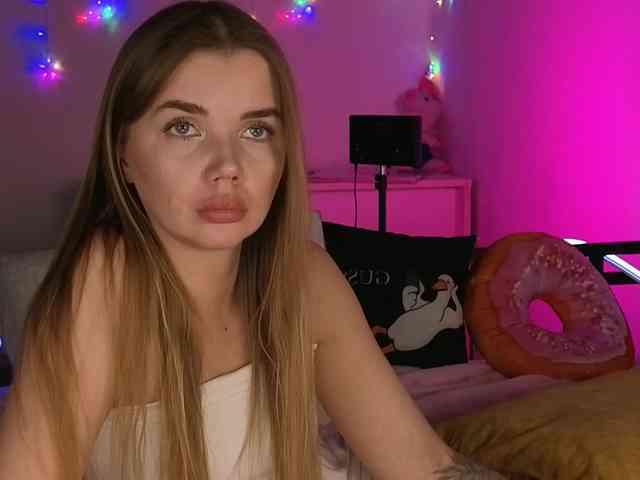 CarrieBradshaww webcam