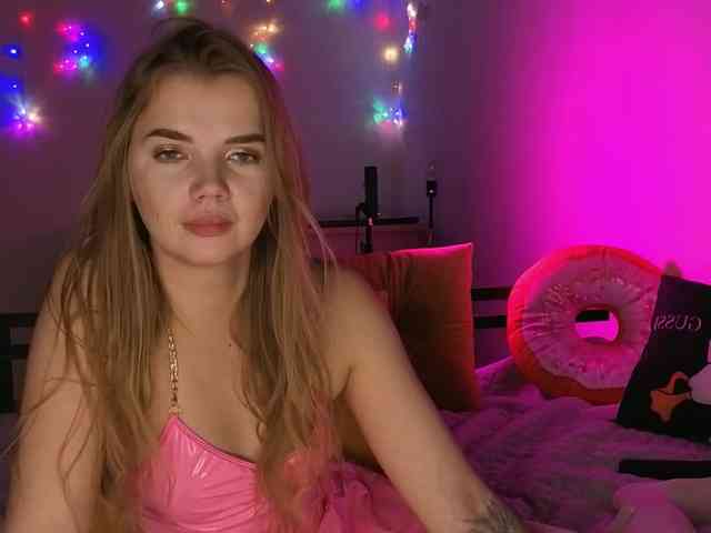 CarrieBradshaww webcam