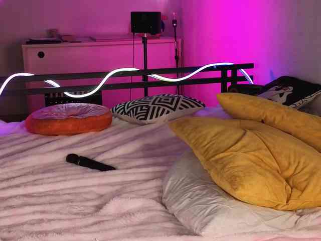 CarrieBradshaww webcam