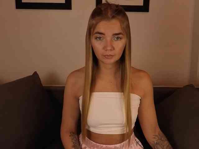 CarrieBradshaww webcam