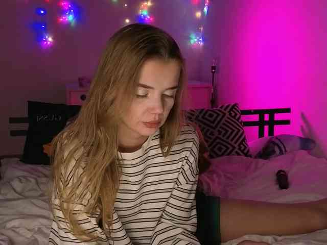 CarrieBradshaww webcam