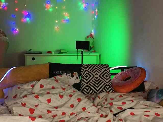 CarrieBradshaww webcam