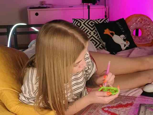 CarrieBradshaww webcam