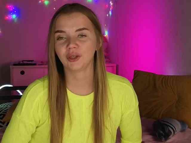 CarrieBradshaww webcam