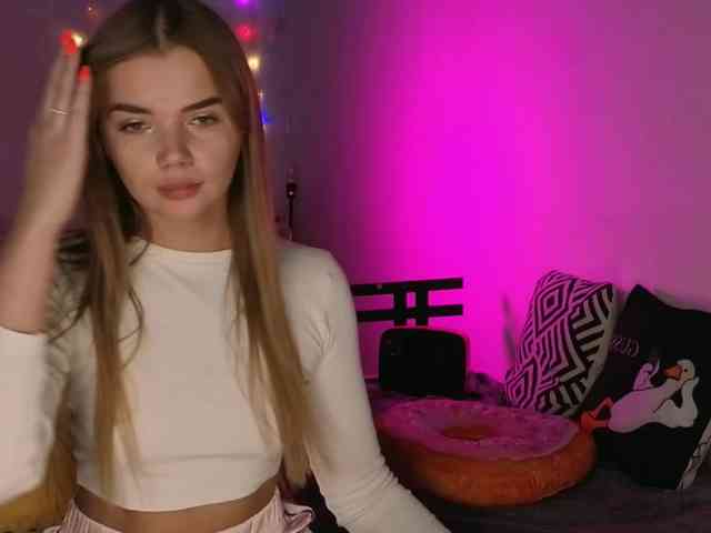 CarrieBradshaww webcam