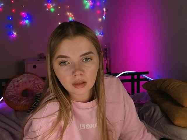 CarrieBradshaww webcam