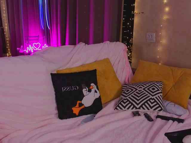 CarrieBradshaww webcam