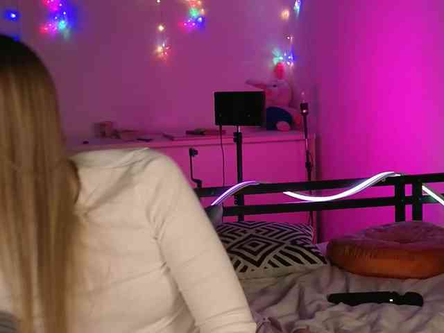 CarrieBradshaww webcam