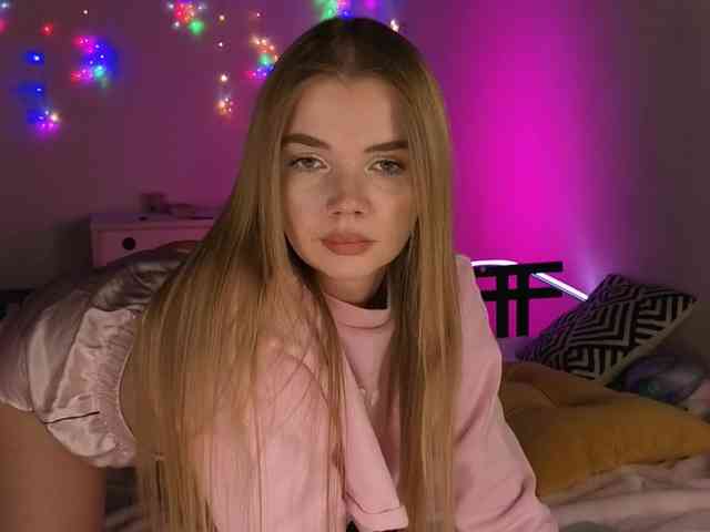 CarrieBradshaww webcam